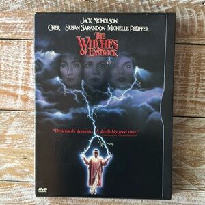 3/$15 u pick dvds📀or 1 for $9 ~ The Witches of Eastwick 🧙🏻